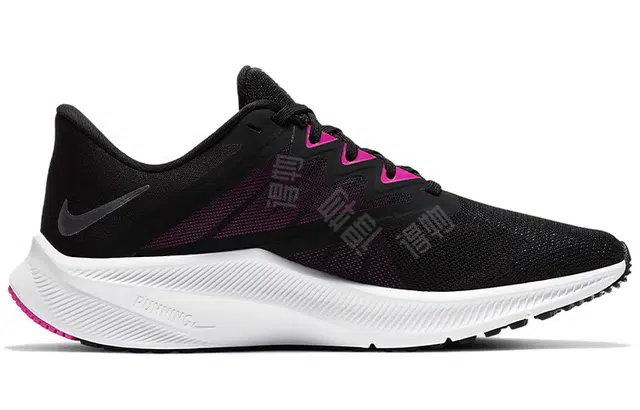 Nike Quest 3