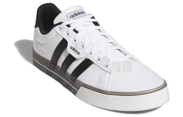 adidas neo Daily 3.0