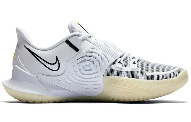 Nike Kyrie Low 3 Eclipse