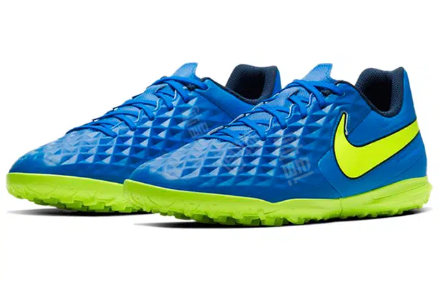Nike Legend 8 Club TF-