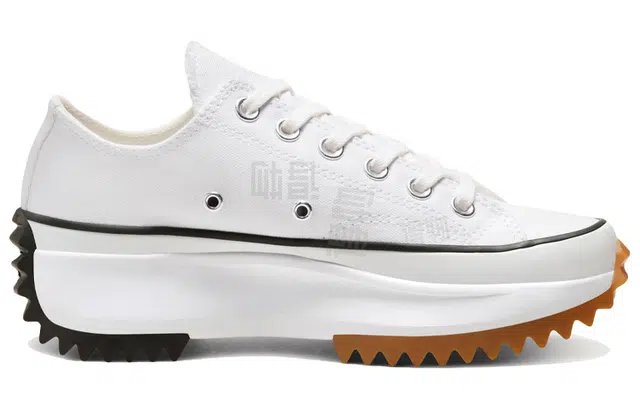 Converse Run Star Hike