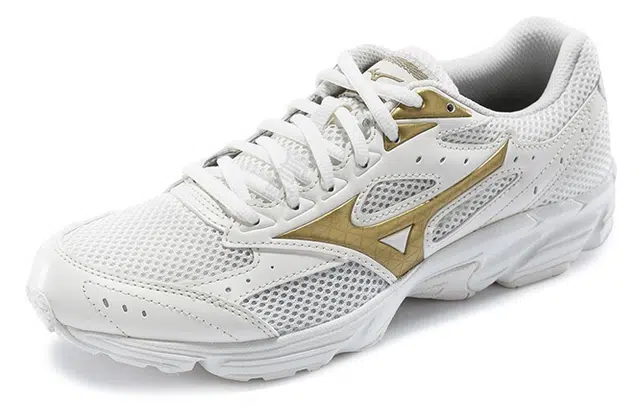 Mizuno Spark CN