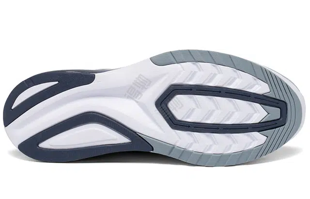 Saucony Endorphin Shift