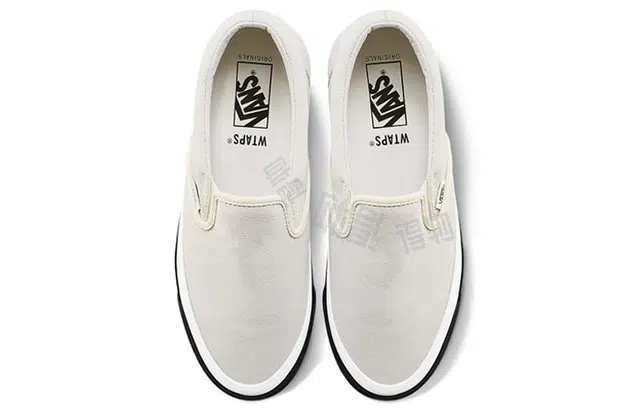 WTAPS x Vans slip-on Lx