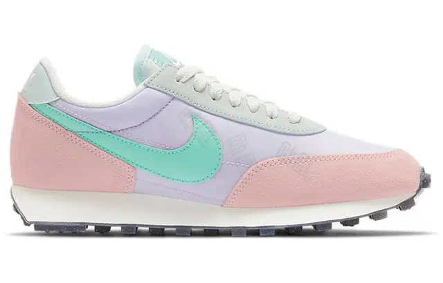 Nike Daybreak
