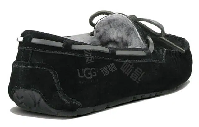 UGG Ascot Slipper