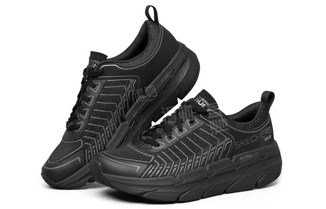 Skechers Max Cushioning Premier