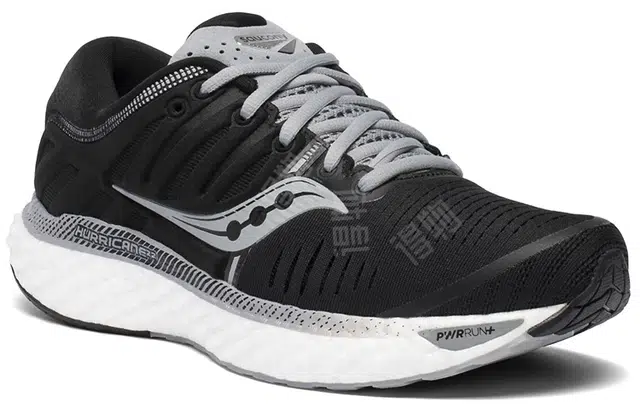 Saucony Hurricane 22