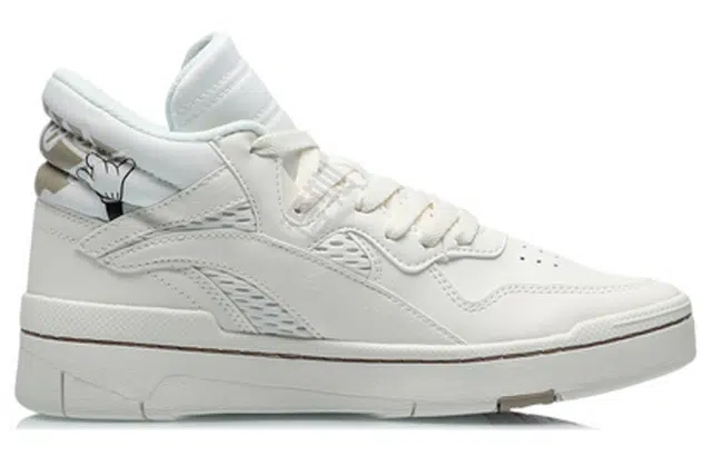 x LiNing Superwave Mid