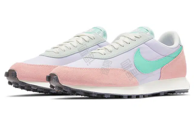 Nike Daybreak