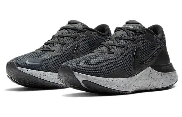 Nike Renew Run