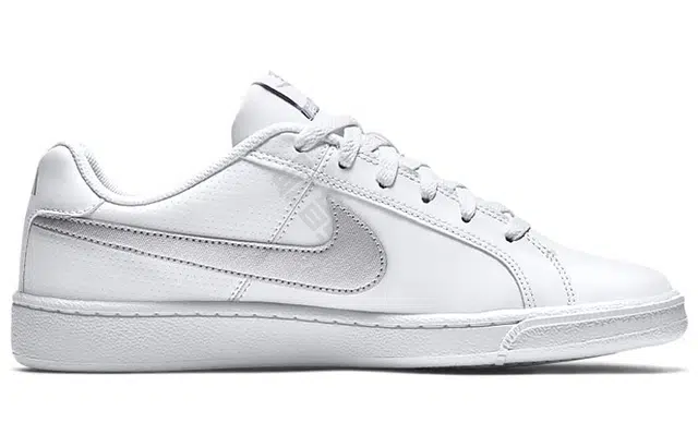 Nike Court Royale