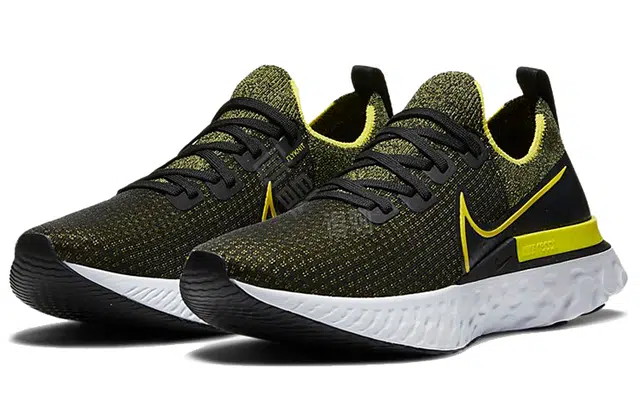 Nike React Infinity Run Flyknit 1