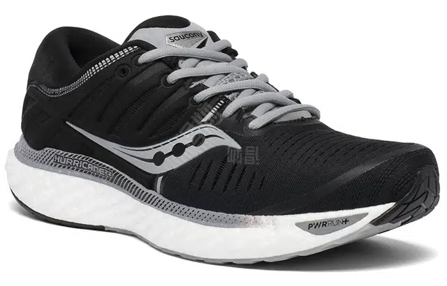 Saucony Hurricane 22