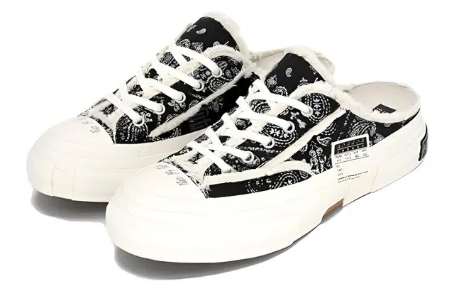 xVESSEL G.O.P. Slip on Paisley
