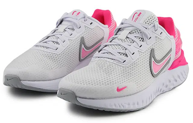 Nike Legend React 3