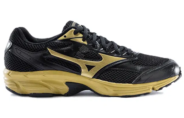 Mizuno Spark CN