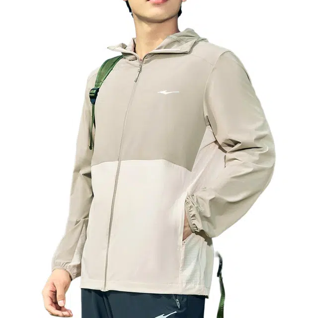 鸿星尔克 综训系列 运动休闲简约拼色连帽 速干防紫外线防晒服 男款 雾卡绿