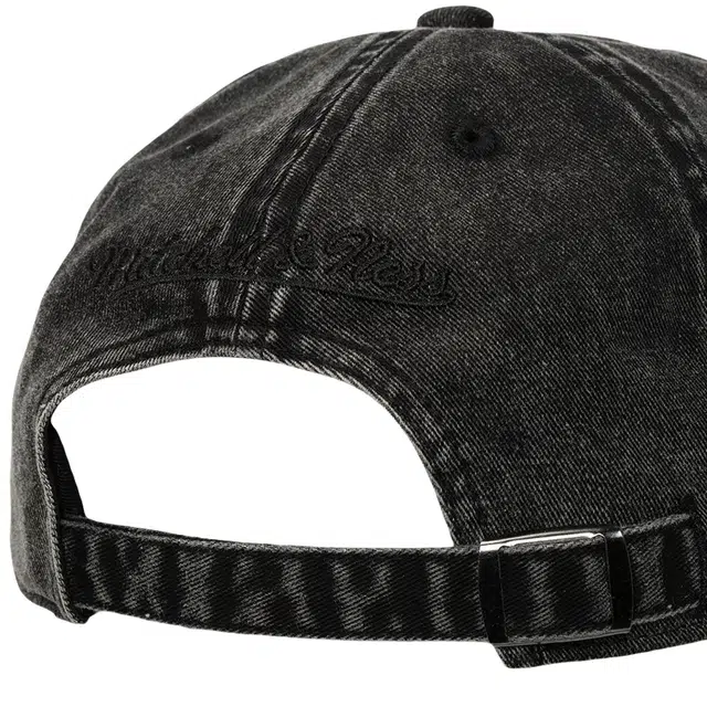 Mitchell Ness
