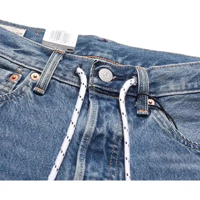 Levis