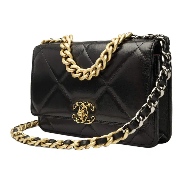 CHANEL 19Bag WOC
