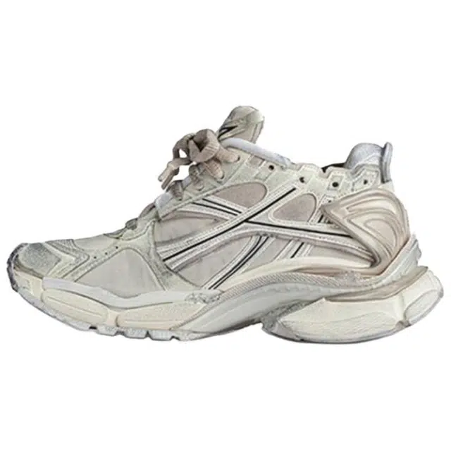 Balenciaga Runner