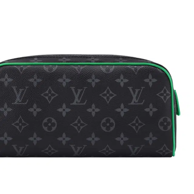 LOUIS VUITTON Dopp Kit