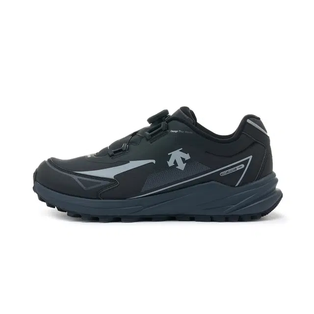 DESCENTE URBAN OUTDOOR
