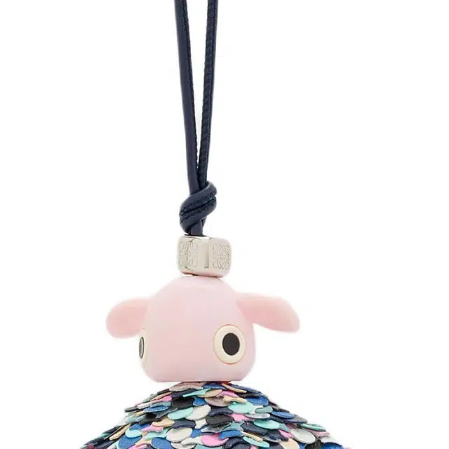 LOEWE Puzzle