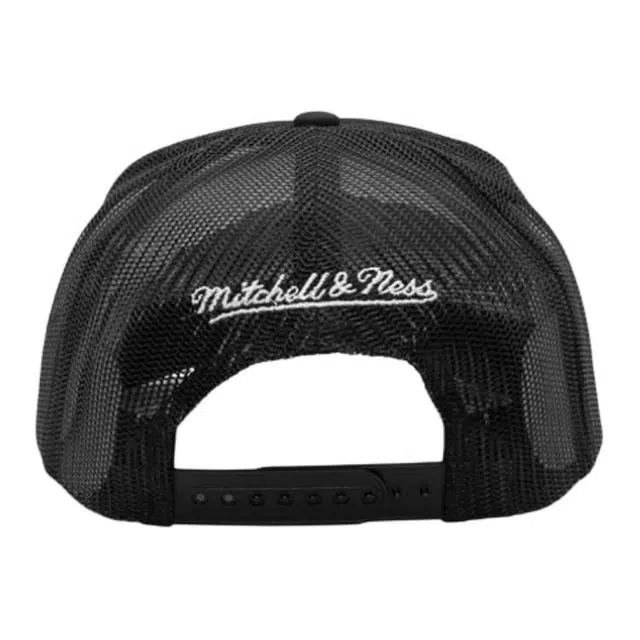 Mitchell Ness -