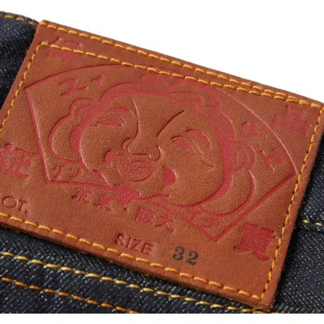 EVISU m