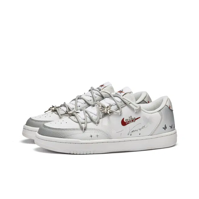 Nike Court Vintage