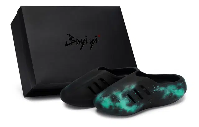 adidas originals adiFOM IIInfinity Mules 811