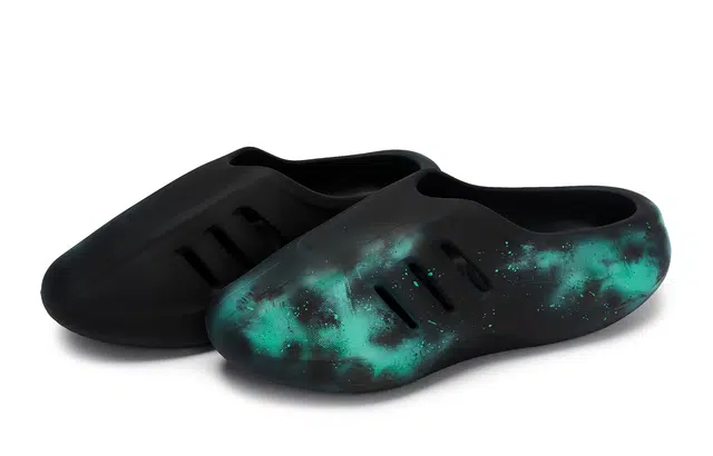 adidas originals adiFOM IIInfinity Mules 811