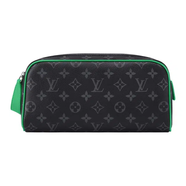 LOUIS VUITTON Dopp Kit