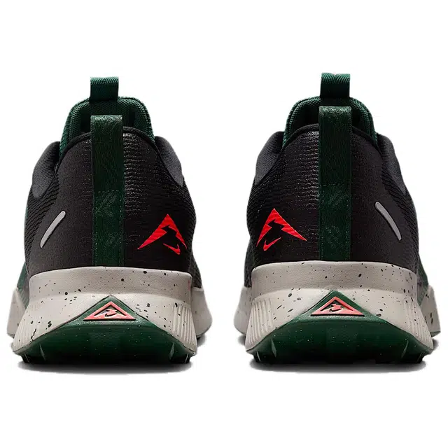 Nike Juniper Trail 3