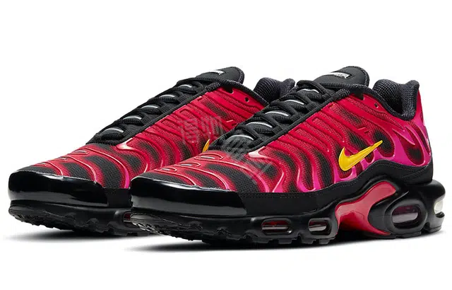 Supreme x Nike Air Max Plus TN Black Purple