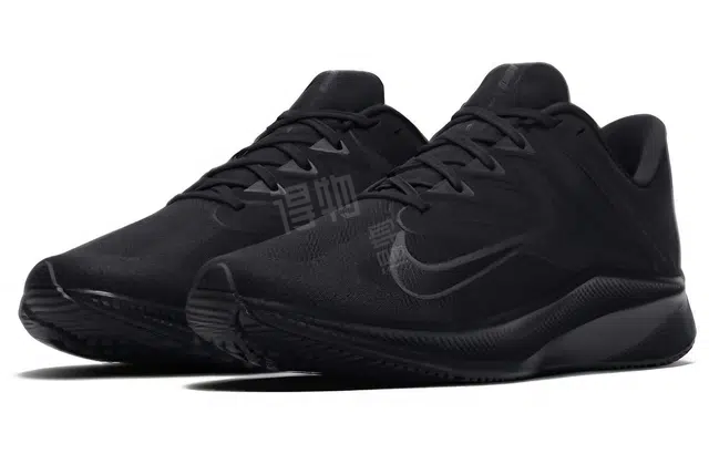 Nike Quest 3
