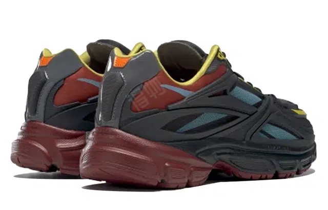 Reebok Road Modern