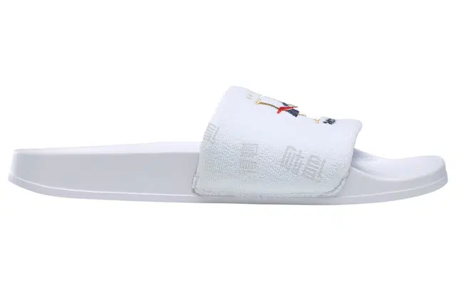Reebok classic slide