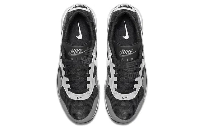 Nike Air Max Correlate