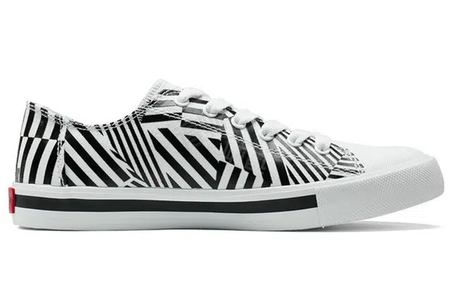 特步 潮流时尚 低帮 板鞋 女款 白黑