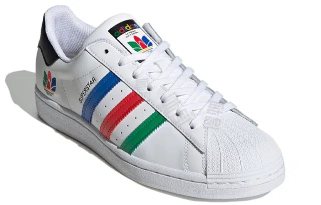 adidas Superstar