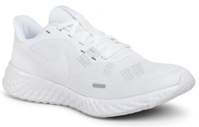 Nike REVOLUTION 5