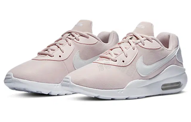 Nike Air Max Oketo