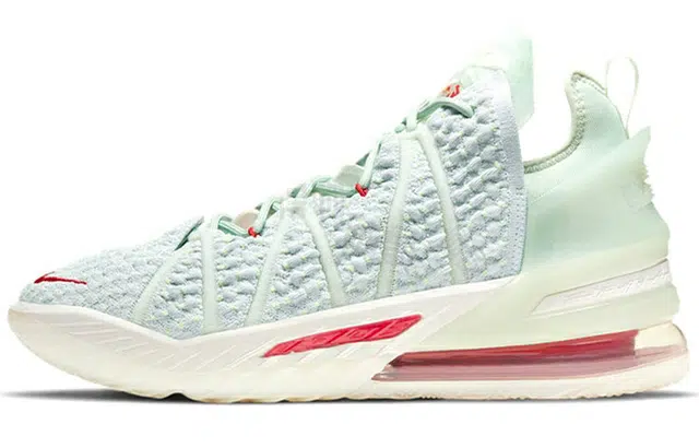 Nike Lebron 18 EP Lebron 8 QS