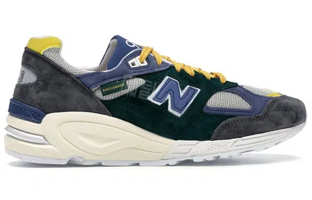 AIME LEON DORE x New Balance NB 990 V2