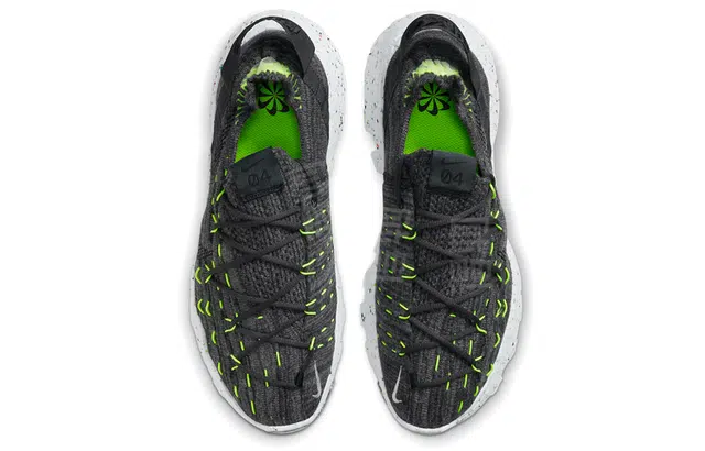 Nike space hippie 04