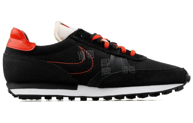 Nike Daybreak Type