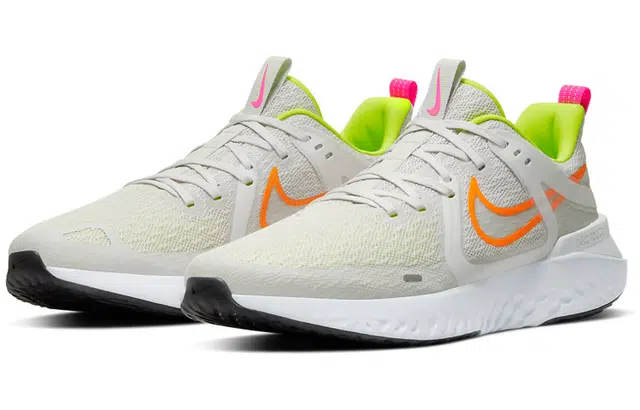 Nike Legend React 2